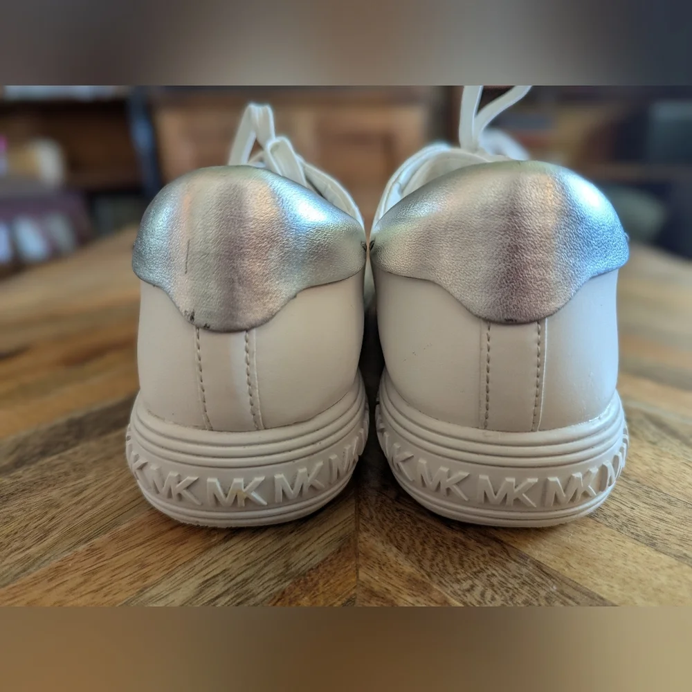 Michael Kors Sneakers Leather EUC Sz 6 White - Picture 7 of 12